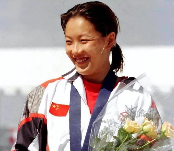 U球赛事直播入口-恩爱23年难敌残酷现实！73岁梁锦松已衰老，47岁伏明霞仍美丽动人|感情|女儿|父母|两人|亿万富翁_新浪新闻